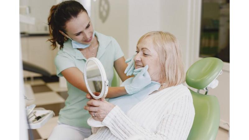 7 Smile Maintenance Tips for Jupiter Patients with Dental Implants